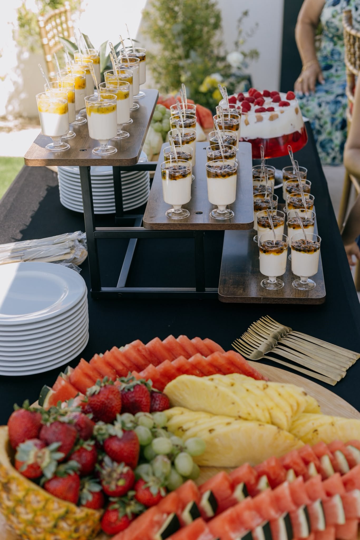 Sobremesas e fruta num evento O.MeuChef